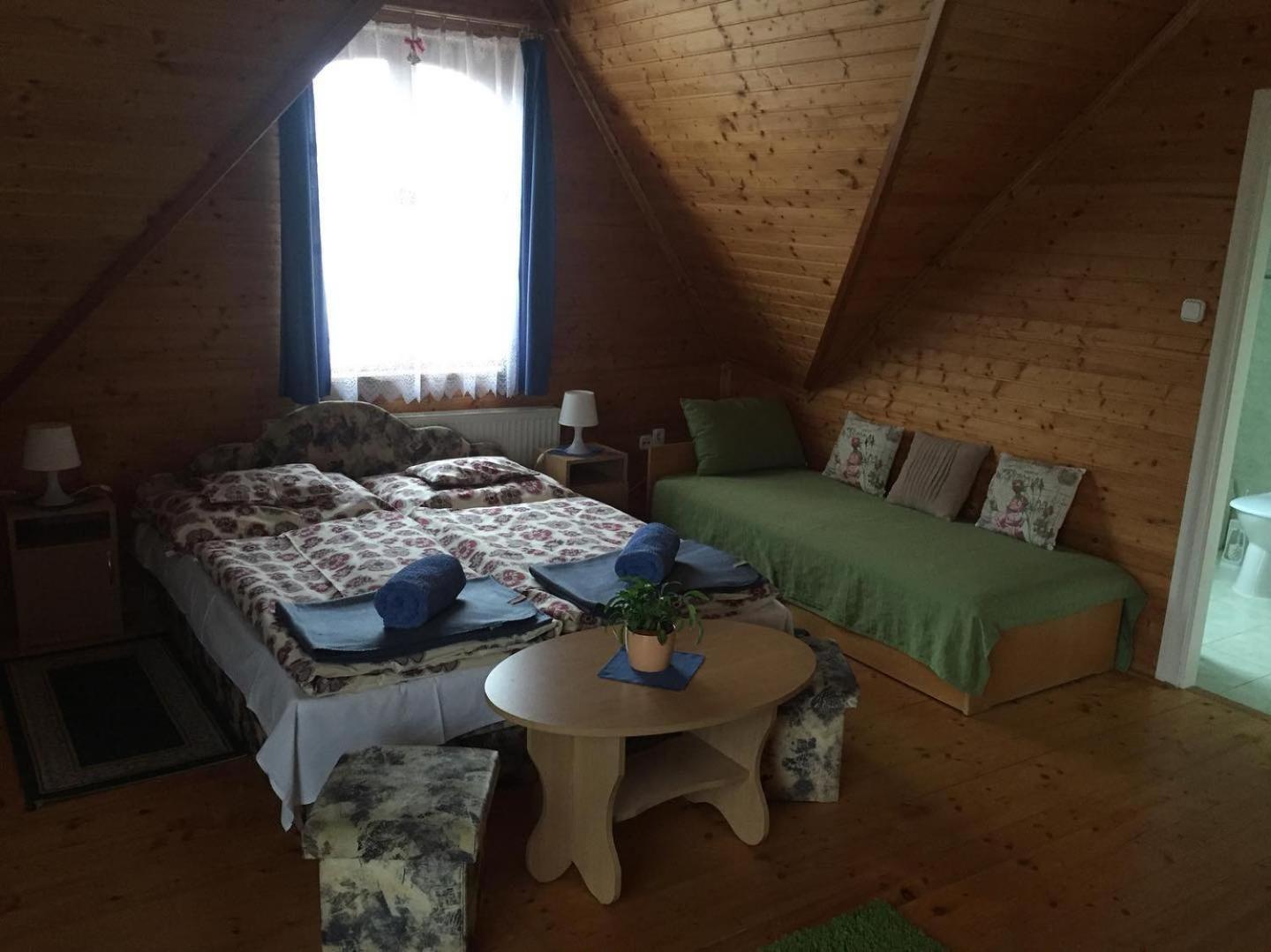 Hubertus Vendeghaz Otel Parád Dış mekan fotoğraf